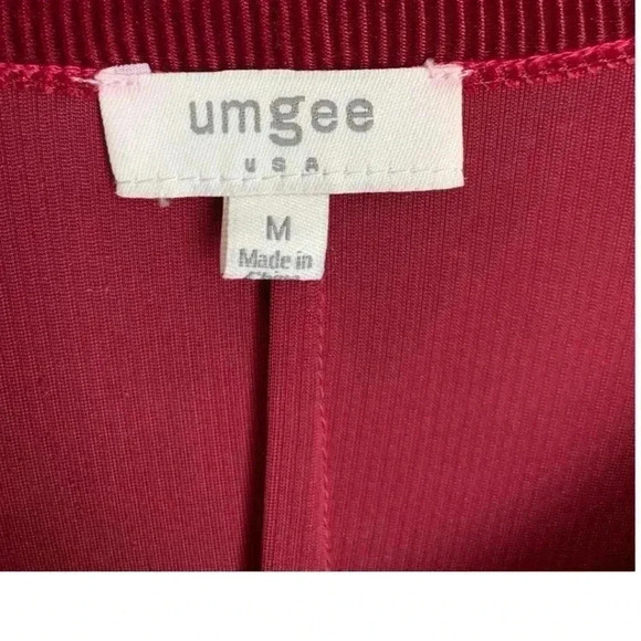 ❄️3/$15❄️ DUmgee Women's Red Long Tunic Shirt Size Medium Wine Red - Picture 4 of 8